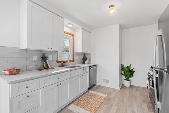 4409 W 89th Street, Bloomington, MN 55437