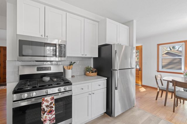 4409 W 89th Street, Bloomington, MN 55437