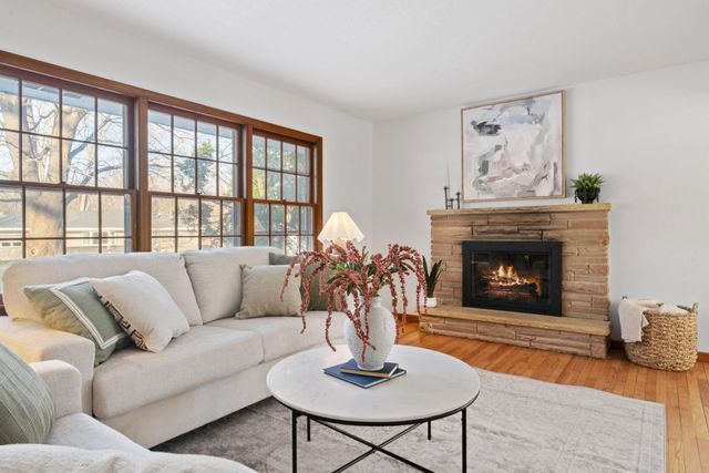 4409 W 89th Street, Bloomington, MN 55437