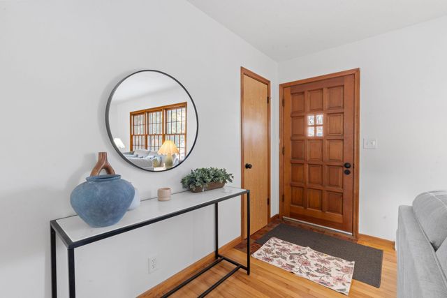 4409 W 89th Street, Bloomington, MN 55437