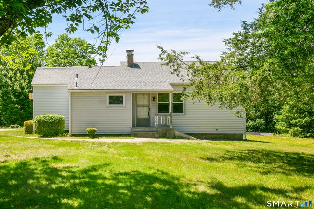 11 Bear Mountain Road, New Fairfield, CT 06812
