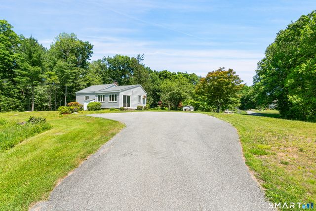 11 Bear Mountain Road, New Fairfield, CT 06812