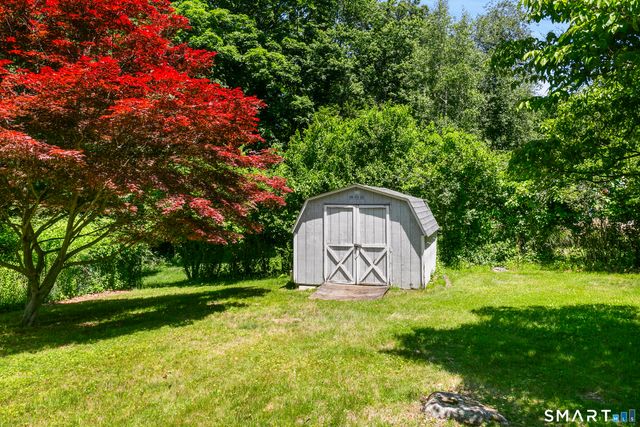 11 Bear Mountain Road, New Fairfield, CT 06812