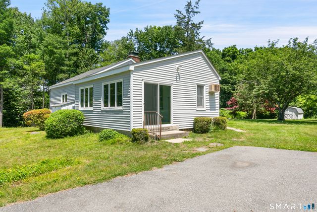 11 Bear Mountain Road, New Fairfield, CT 06812