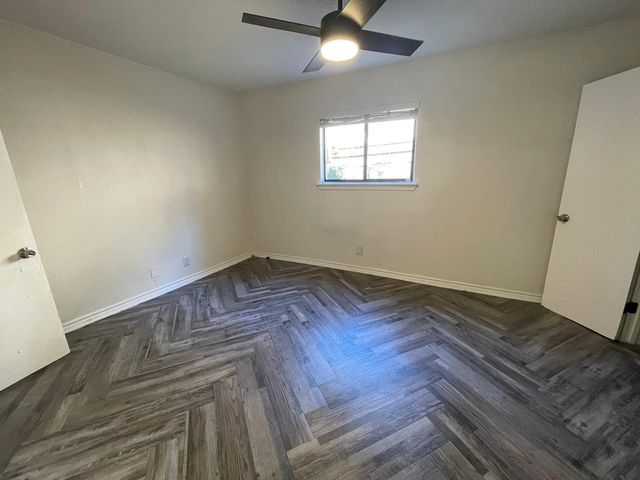 5317 Junius Street 103, Dallas, TX 75214