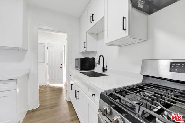 4124 W 64th Street, Inglewood, CA 90302