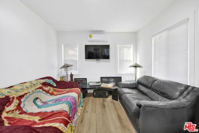 4124 W 64th Street, Inglewood, CA 90302