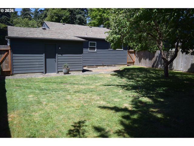 1200 Ne 57TH Ave, Portland, OR 97213