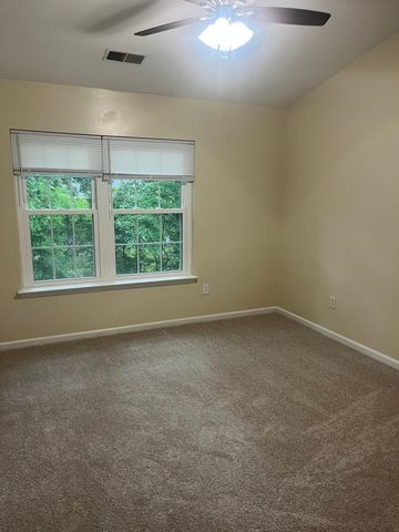 7940 Shadow Oak Drive, North Charleston, SC 29406