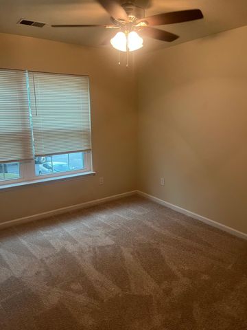 7940 Shadow Oak Drive, North Charleston, SC 29406