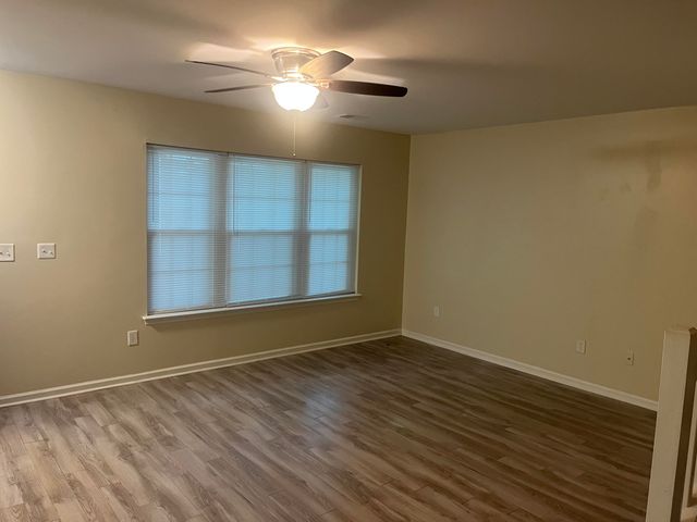 7940 Shadow Oak Drive, North Charleston, SC 29406