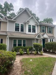 7940 Shadow Oak Drive, North Charleston, SC 29406