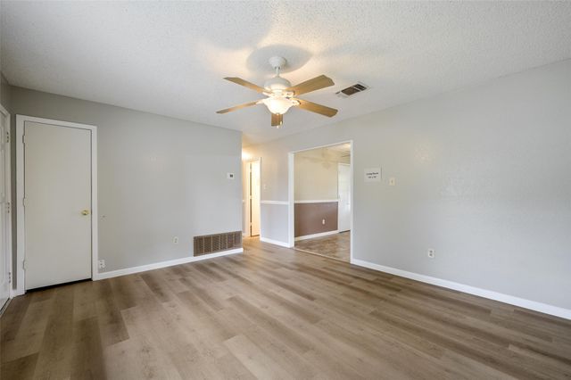 1119 Chester Street, Cleburne, TX 76033
