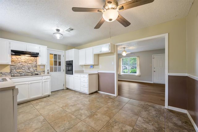 1119 Chester Street, Cleburne, TX 76033