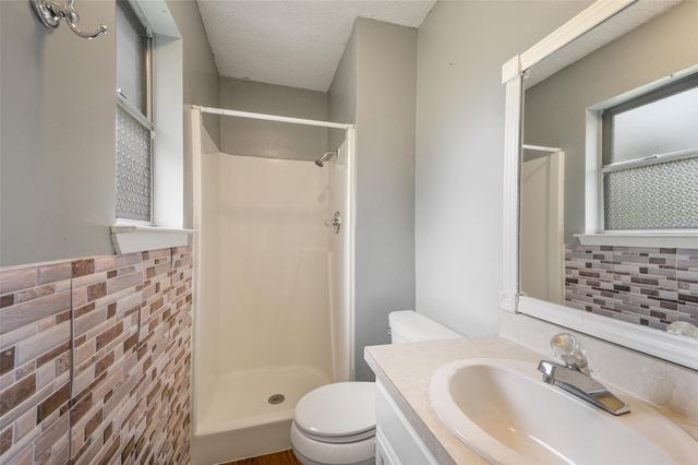 1119 Chester Street, Cleburne, TX 76033