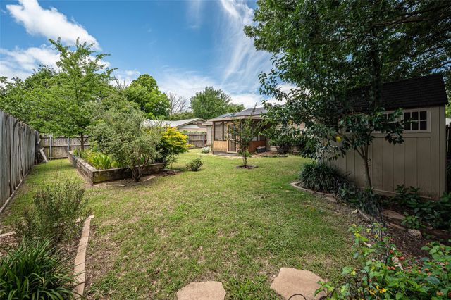 1119 Chester Street, Cleburne, TX 76033