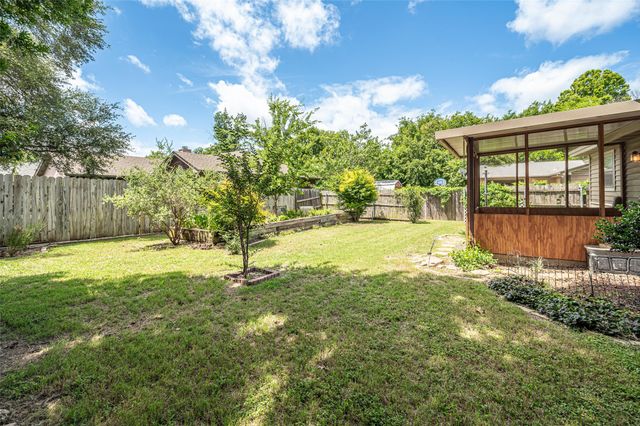 1119 Chester Street, Cleburne, TX 76033