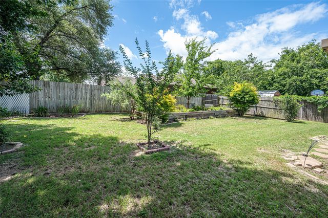 1119 Chester Street, Cleburne, TX 76033