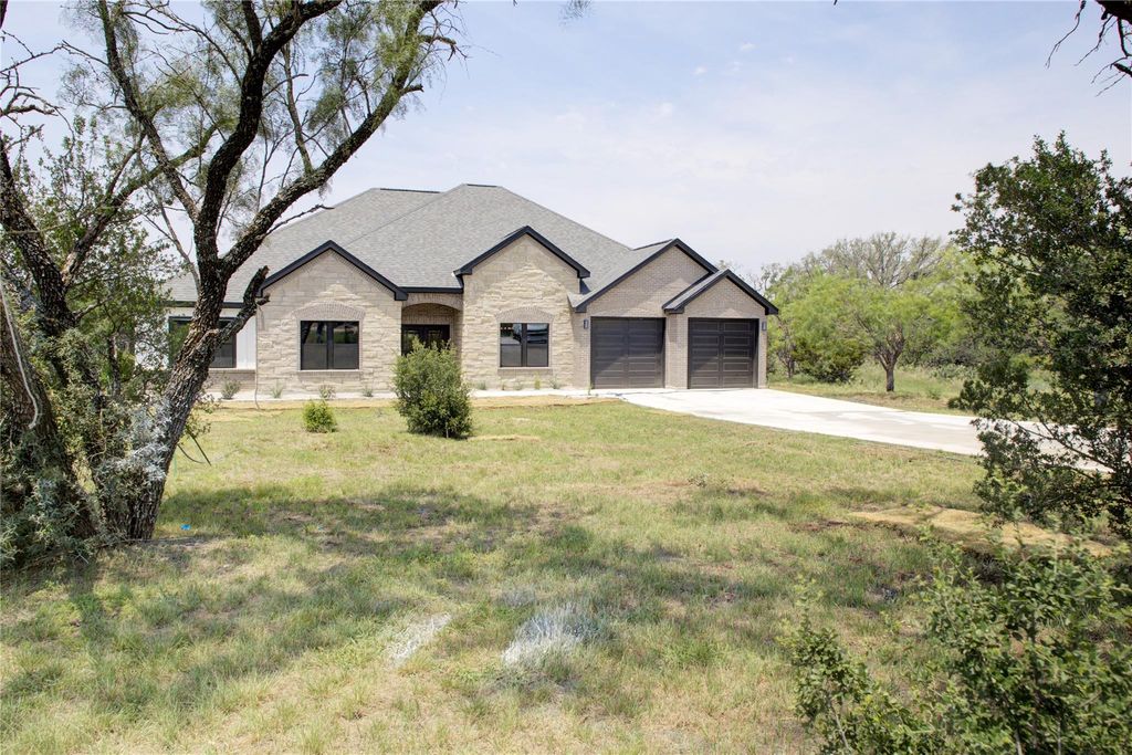 1215 Ridge Harbor DR, Spicewood, TX 78669