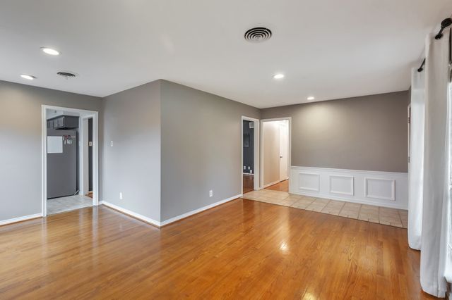 2905 Eric Lane, Farmers Branch, TX 75234