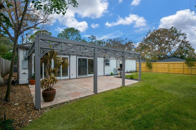 2515 Briarpark Drive, Houston, TX 77042