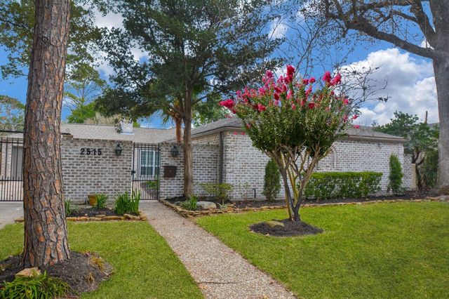 2515 Briarpark Drive, Houston, TX 77042