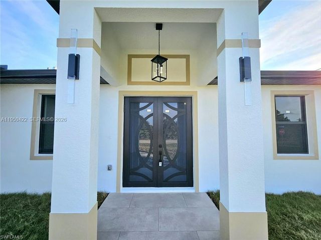 4100 E 14th st, Lehigh Acres, FL 33972