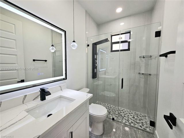 4100 E 14th st, Lehigh Acres, FL 33972