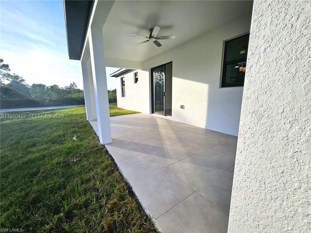 4100 E 14th st, Lehigh Acres, FL 33972