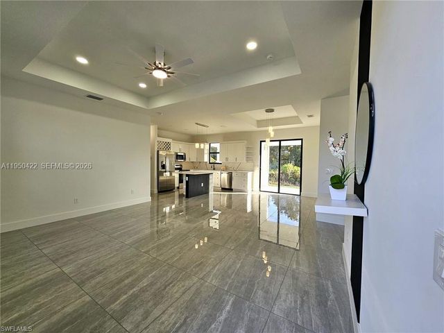 4100 E 14th st, Lehigh Acres, FL 33972