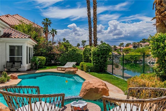 2209 Glenbrook Way, Las Vegas, NV 89117
