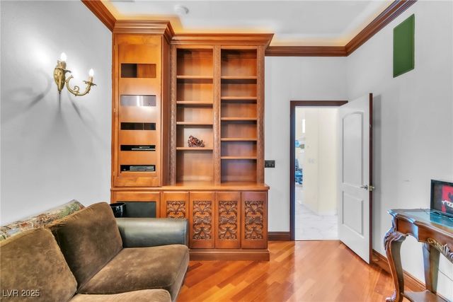 2209 Glenbrook Way, Las Vegas, NV 89117