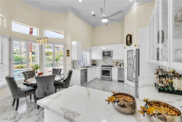 2209 Glenbrook Way, Las Vegas, NV 89117