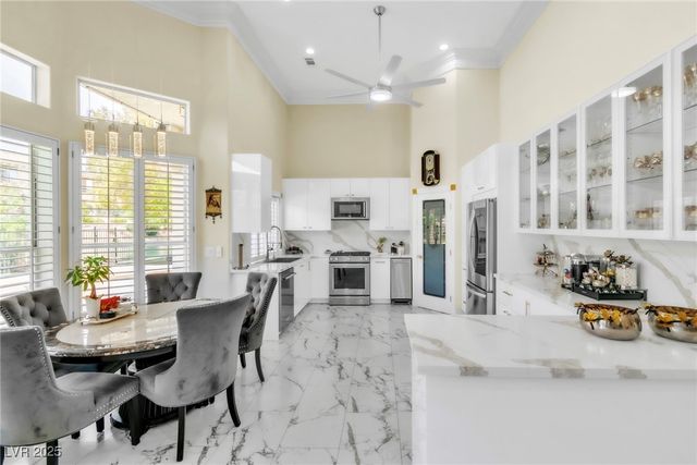 2209 Glenbrook Way, Las Vegas, NV 89117