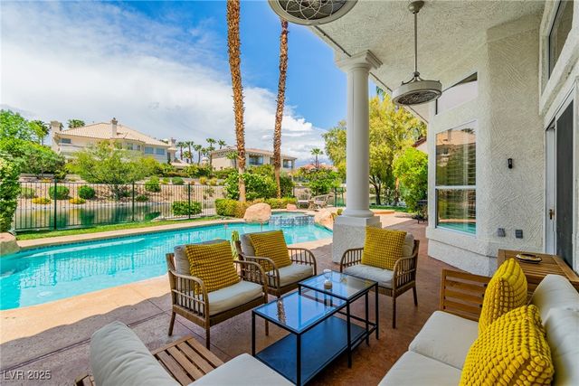 2209 Glenbrook Way, Las Vegas, NV 89117
