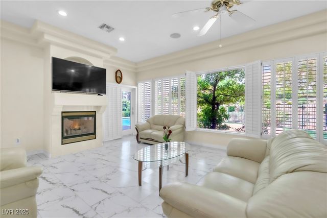 2209 Glenbrook Way, Las Vegas, NV 89117