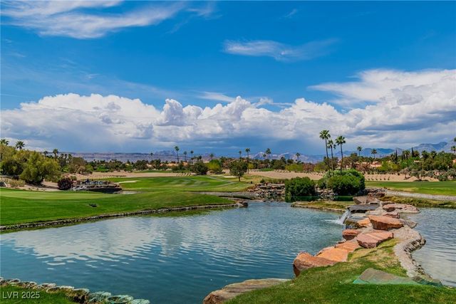 2209 Glenbrook Way, Las Vegas, NV 89117