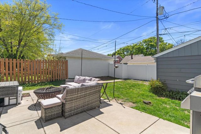 3421 Quincy AVENUE, Milwaukee, WI 53207