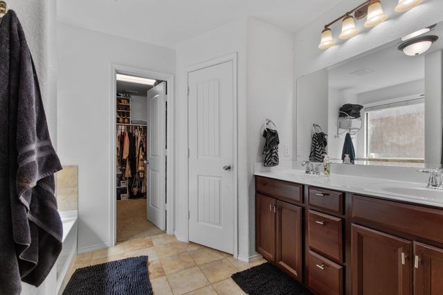 3213 Evening Wind Road, Denton, TX 76208