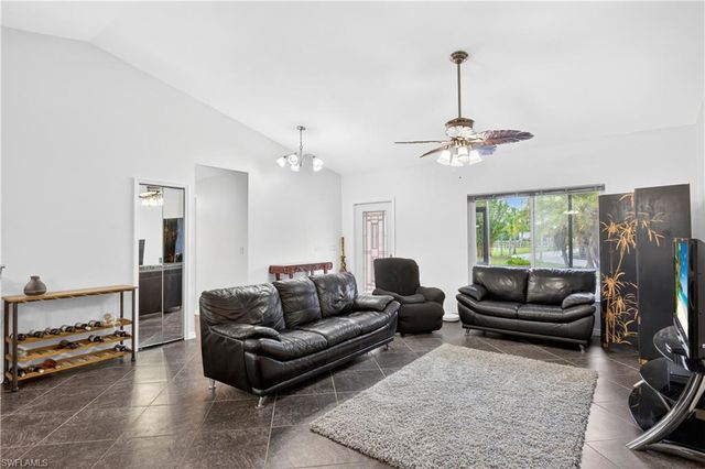 6670 Pangola RD, Fort Myers, FL 33905
