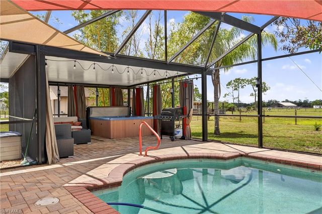 6670 Pangola RD, Fort Myers, FL 33905