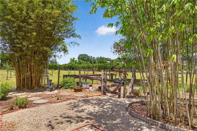 6670 Pangola RD, Fort Myers, FL 33905