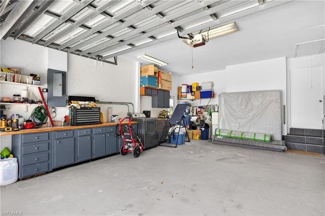 6670 Pangola RD, Fort Myers, FL 33905