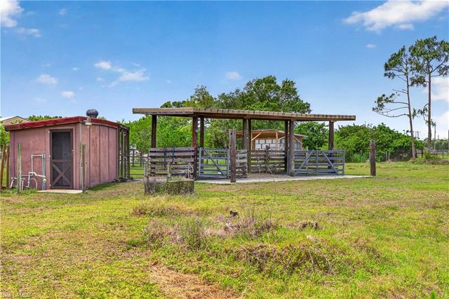 6670 Pangola RD, Fort Myers, FL 33905