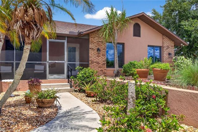 6670 Pangola RD, Fort Myers, FL 33905