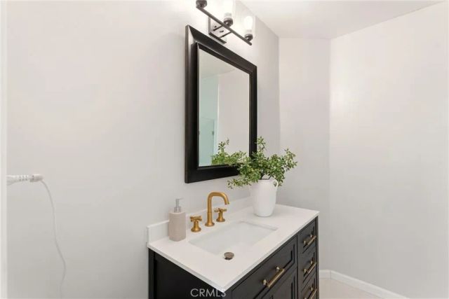 2106 Mcpherson Avenue, Los Angeles, CA 90032