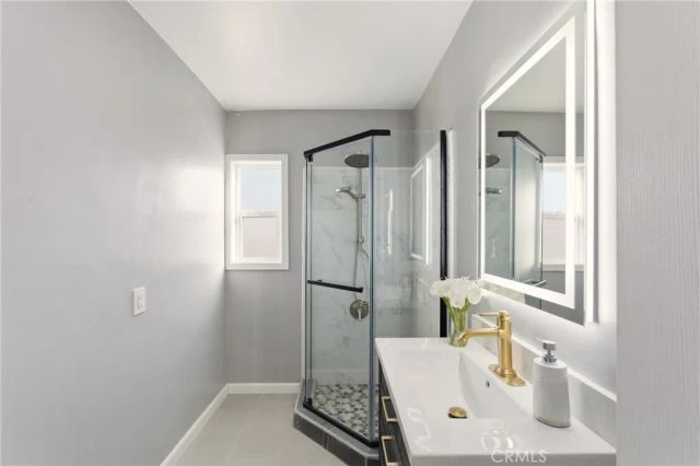 2106 Mcpherson Avenue, Los Angeles, CA 90032