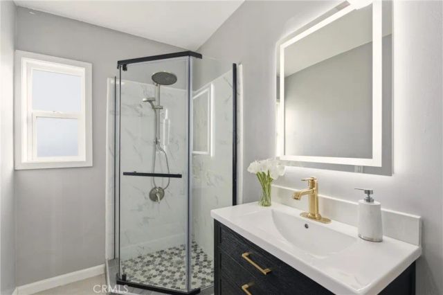 2106 Mcpherson Avenue, Los Angeles, CA 90032