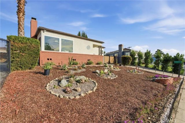 2106 Mcpherson Avenue, Los Angeles, CA 90032