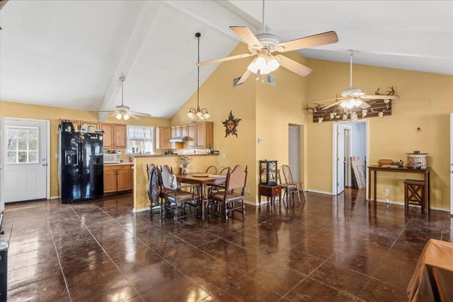 7406 Nez Perce TRCE, Manor, TX 78653